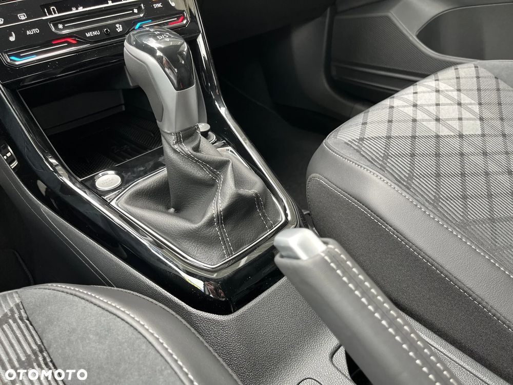 Volkswagen T-Cross 1.0 TSI R-Line Plus DSG - 16