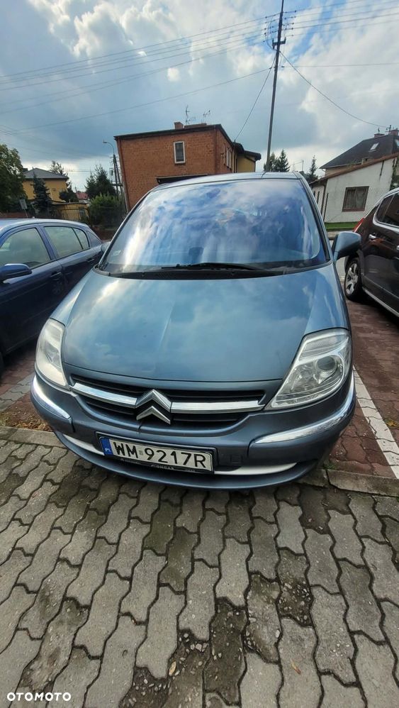 Citroën C8