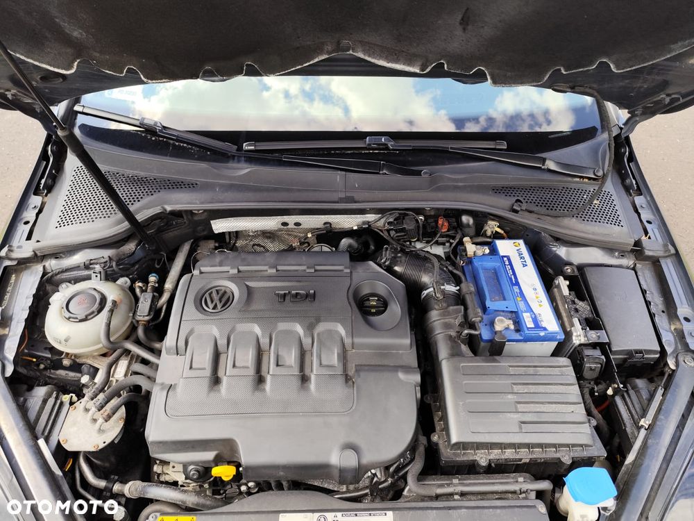 Volkswagen Golf 2.0 TDI BMT Comfortline - 27