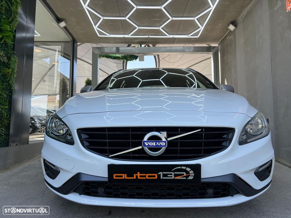 Volvo V60 2.4 D6 R-Design Sum.AWD Phev - 52