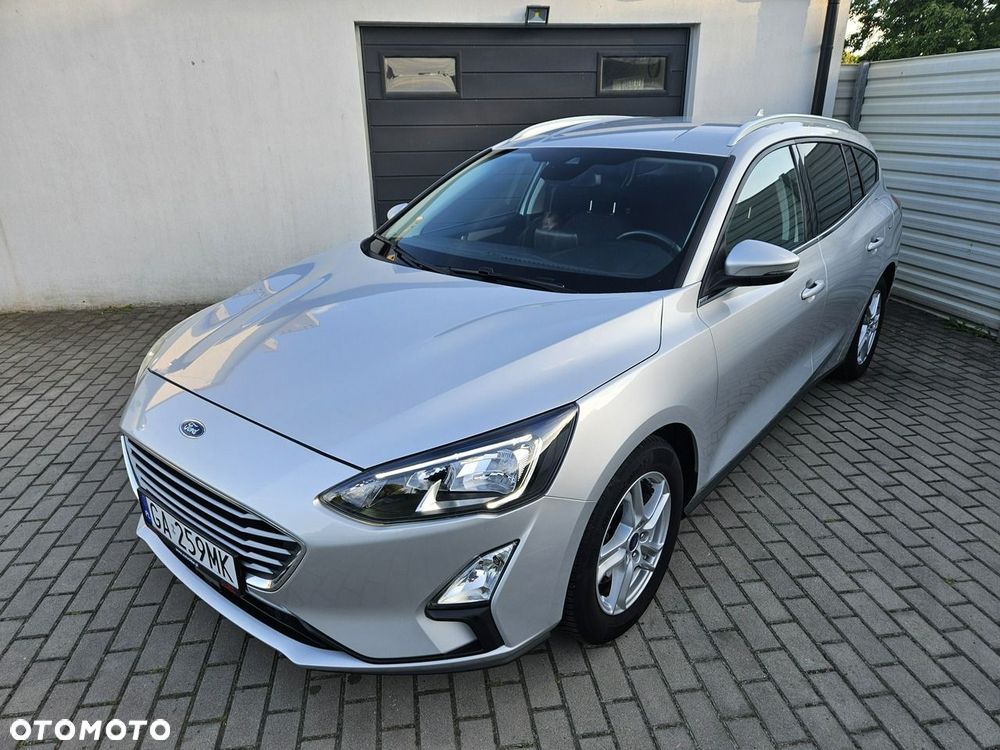Ford Focus 1.0 EcoBoost Titanium ASS - 10