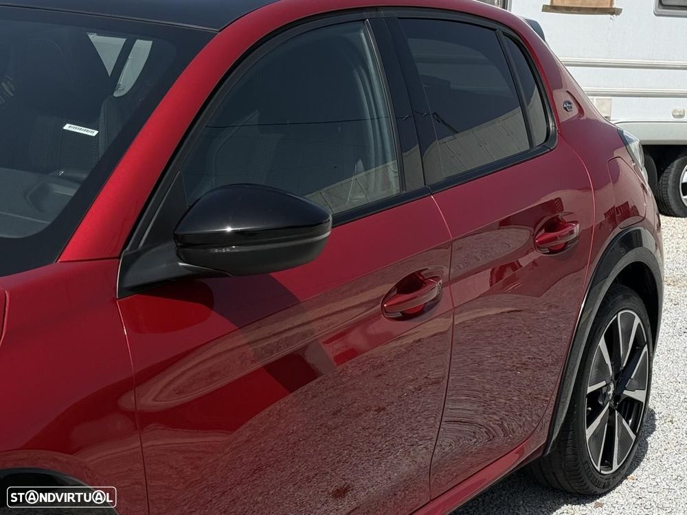 Peugeot e-208 GT - 18