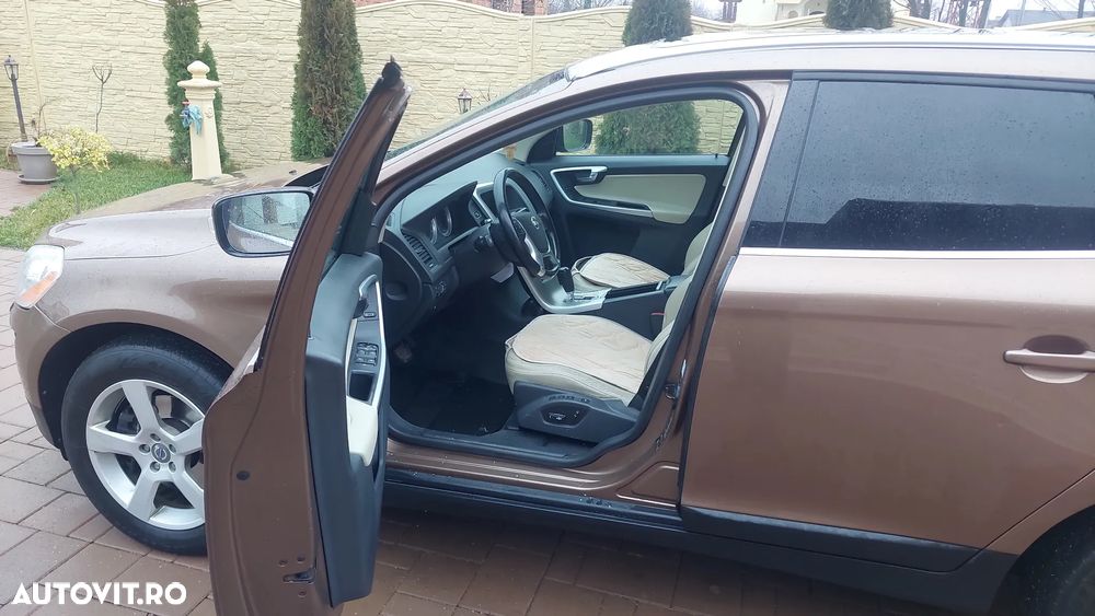 Volvo XC 60 D5 AWD Aut. Summum - 13
