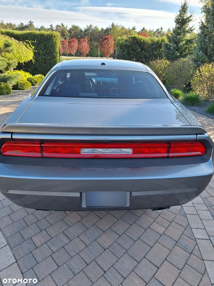 Dodge Challenger - 6