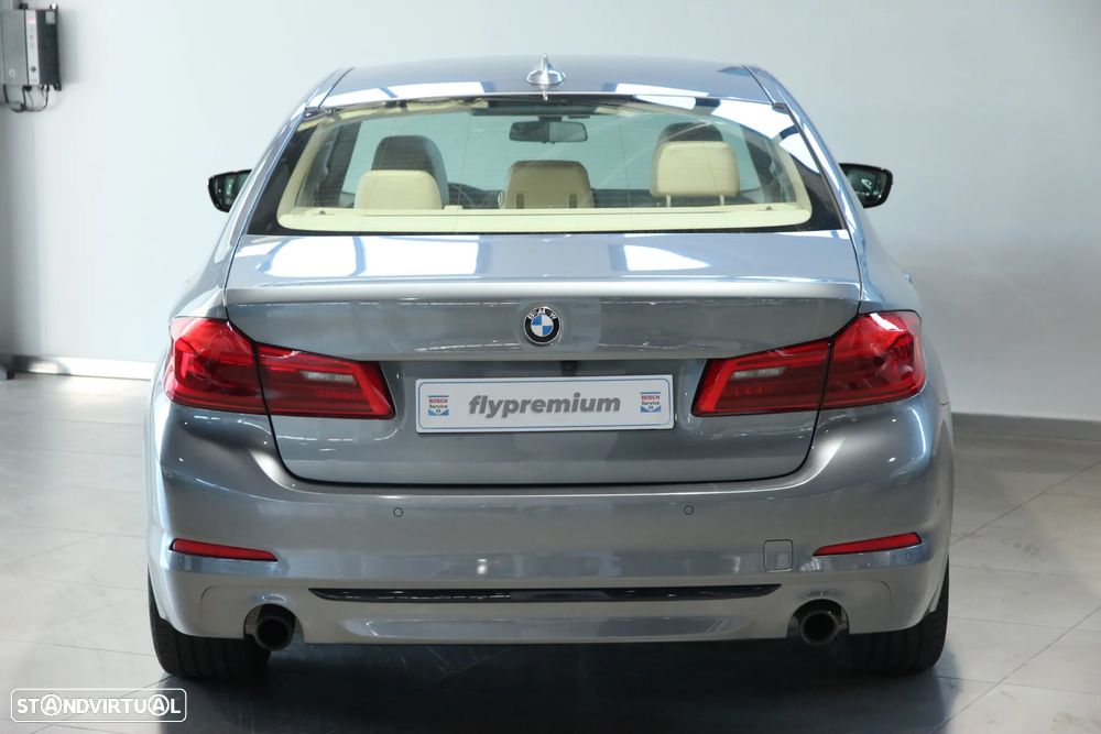 BMW 530 e iPerformance Line Luxury - 5