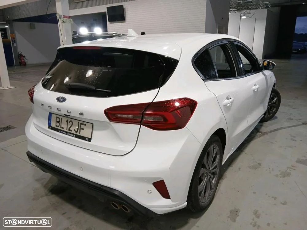 Ford Focus - 13