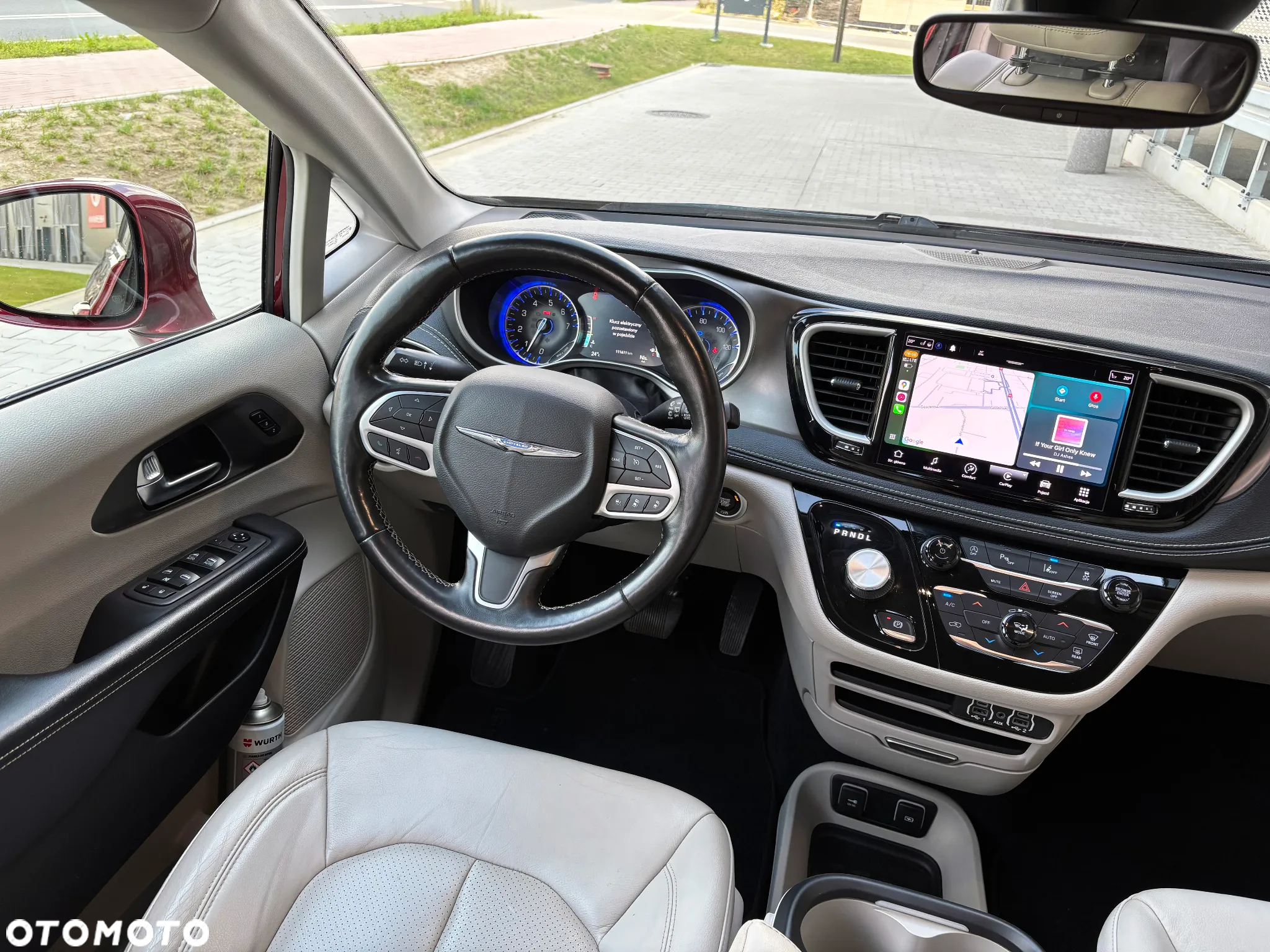 Chrysler Pacifica - 20