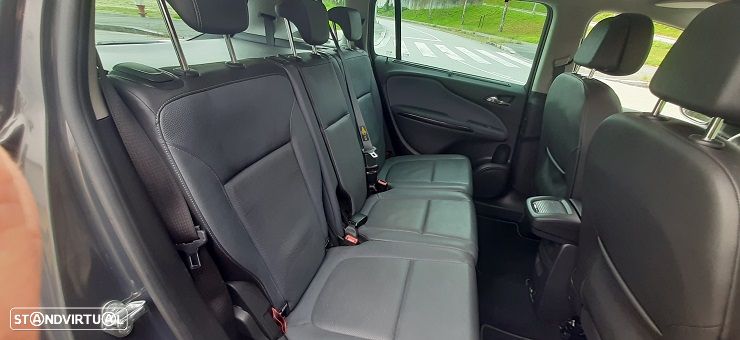 Opel Zafira 1.6 CDTi Cosmo - 25