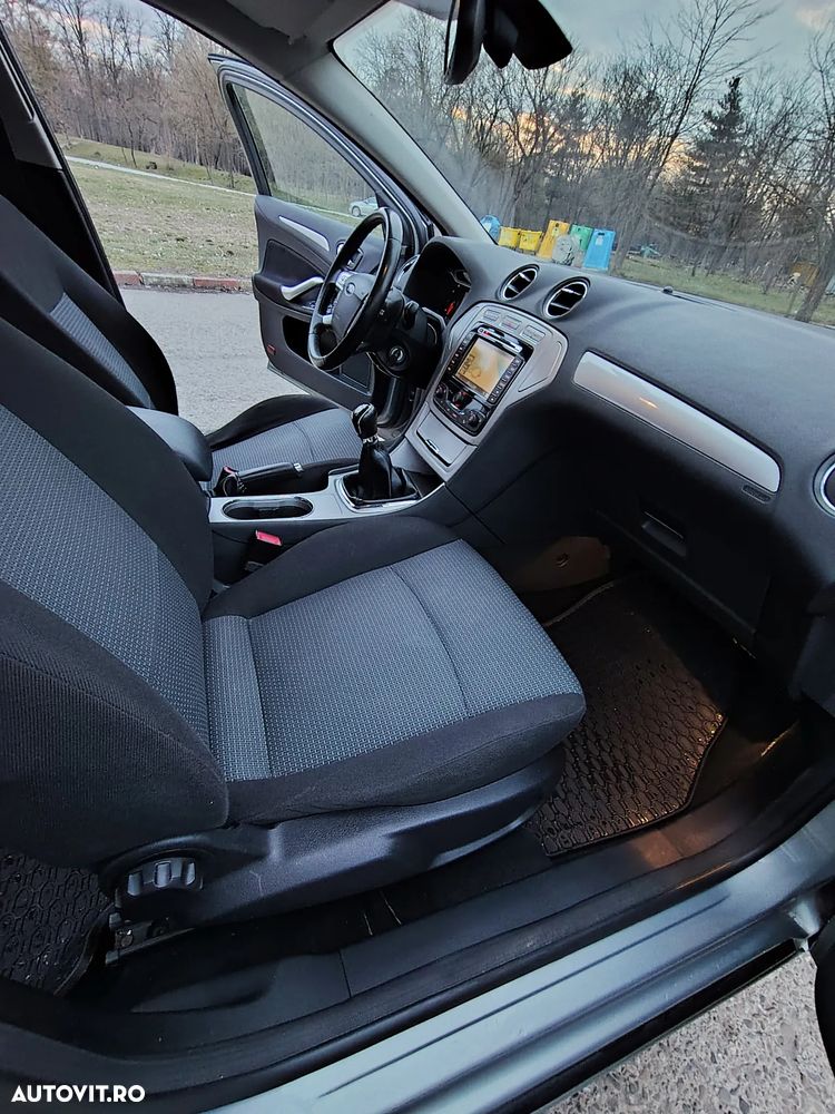 Ford Mondeo 1.8 TDCi Trend - 10