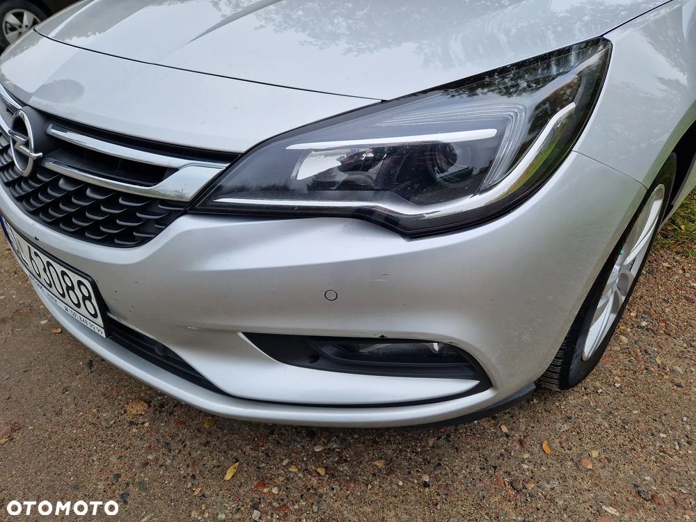 Opel Astra 1.4 T Enjoy S&S - 19