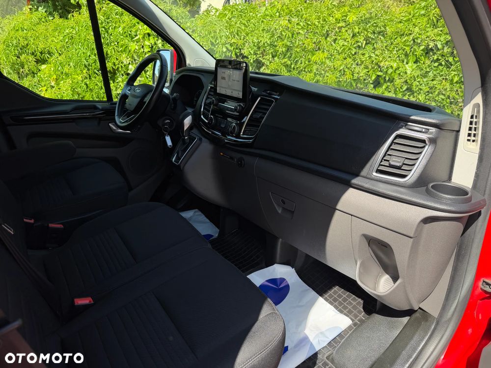 Ford TRANSIT CUSTOM - 9