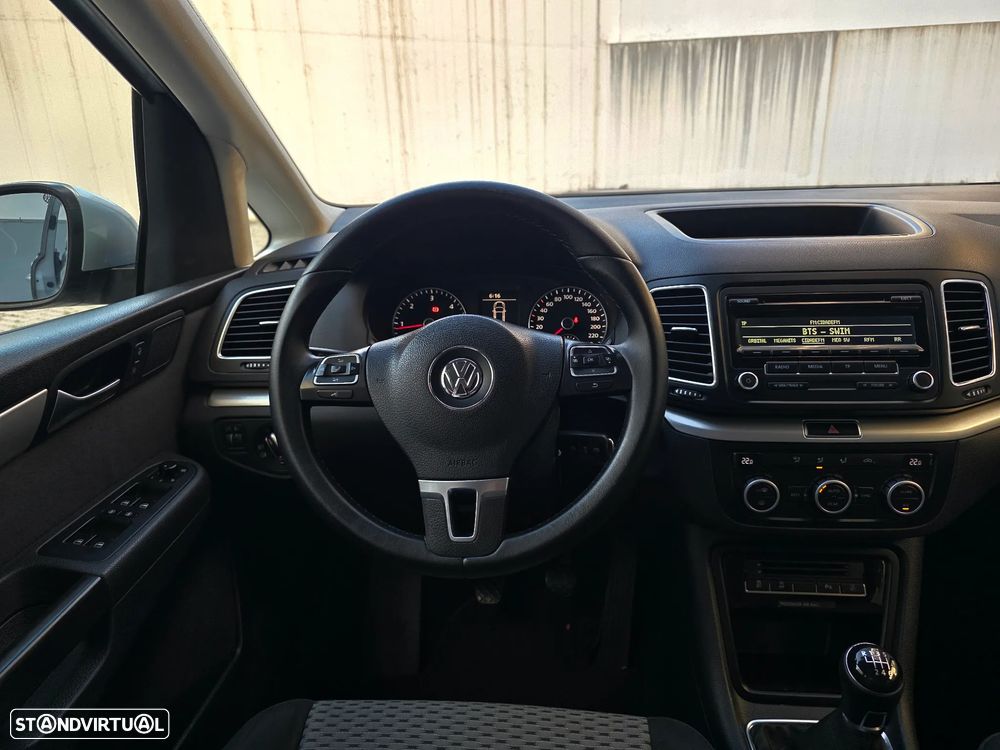 VW Sharan 2.0 TDI Confortline - 38