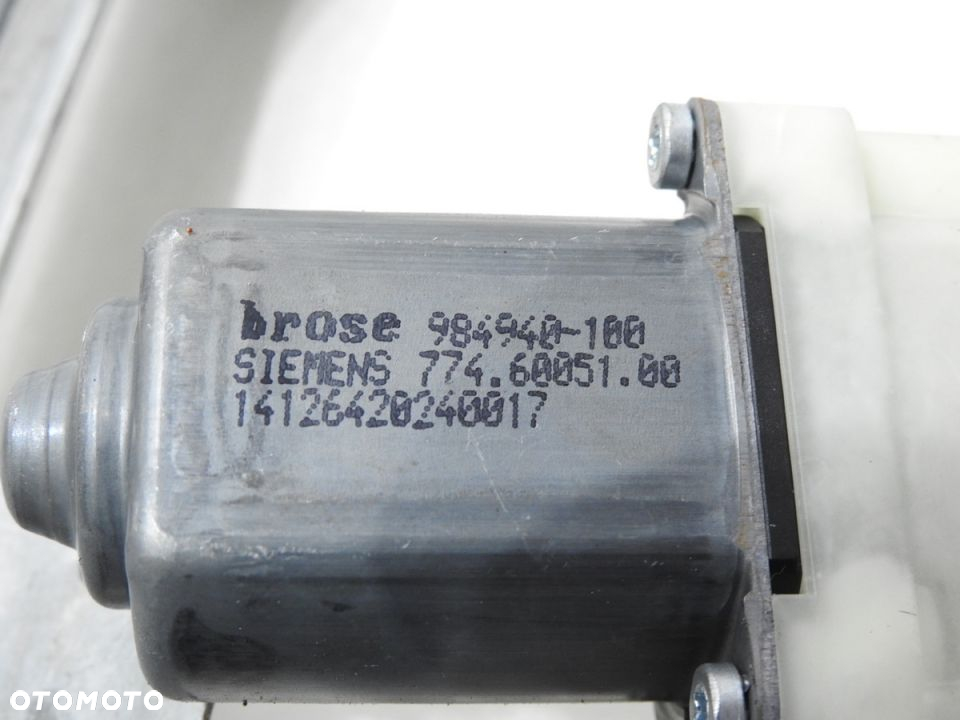 MECHANIZM PODNOŚNIK SZYBY PRAWY PRZÓD CITROEN C4 - 11