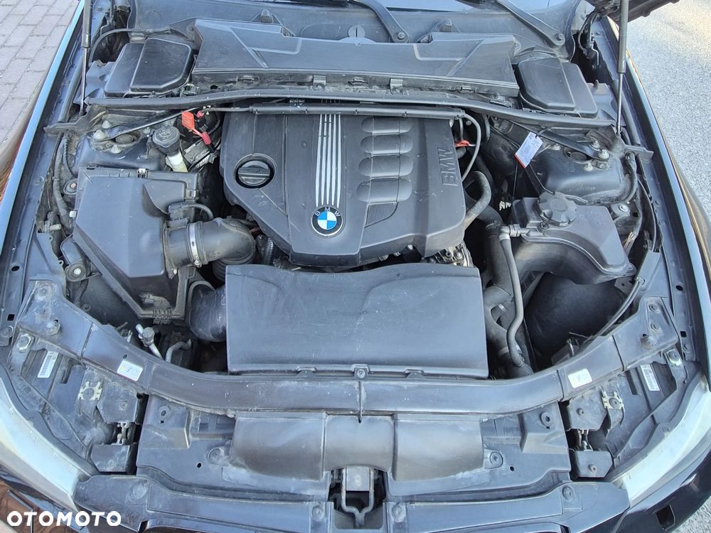 BMW Seria 3 320d Efficient Dynamics Edition - 13