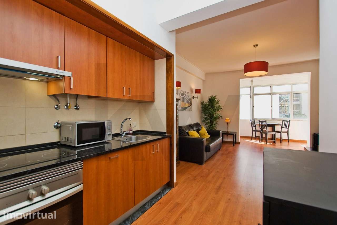 APARTAMENTO T1 | VARANDA | AVENIDAS NOVAS | PICOAS | EQUIPADO E MOBILA - Grande imagem: 3/23