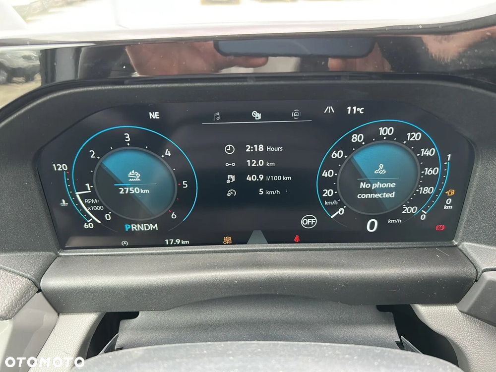 Volkswagen Caravelle - 23