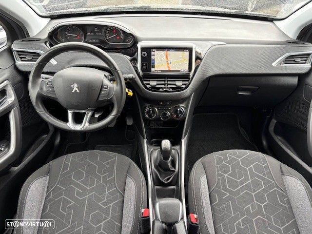 Peugeot 2008 1.6 BlueHDi Style - 13