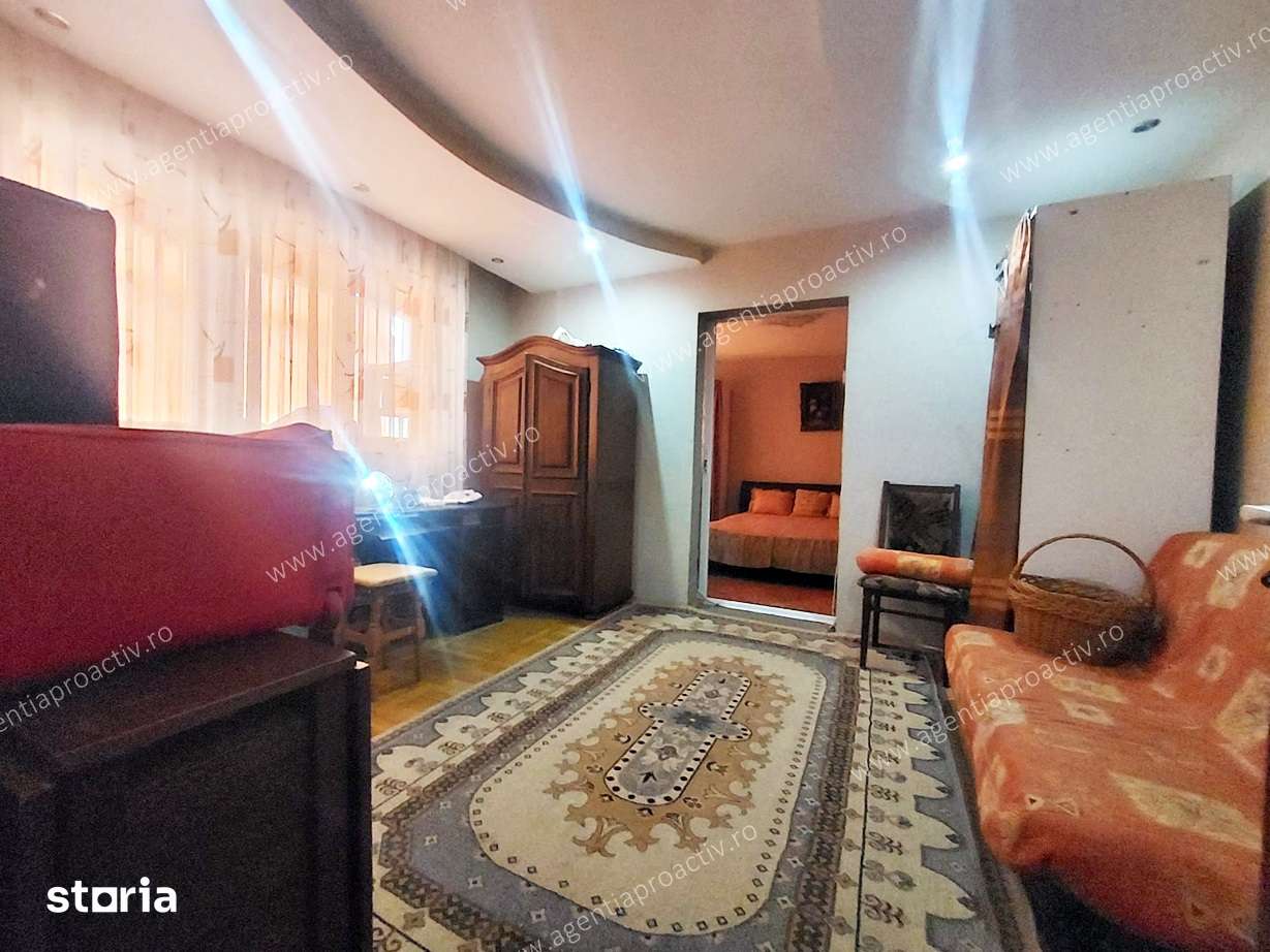 Apartament 4 camere, etaj 1, zona Port – aproape de Faleza Dunării — fotografia 3