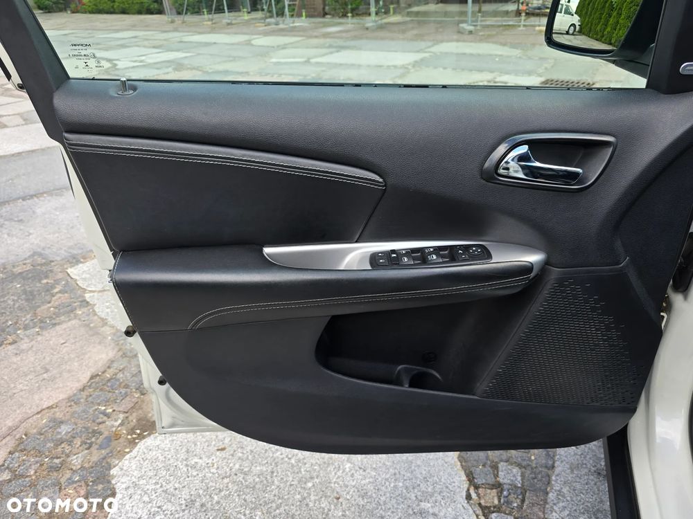 Fiat Freemont 2.0 Multijet 16V DPF Automatik Allrad Black Code - 27