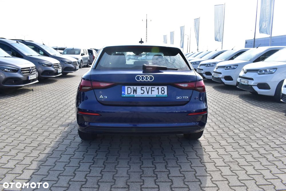 Audi A3 Sportback 30 TDI S tronic - 6
