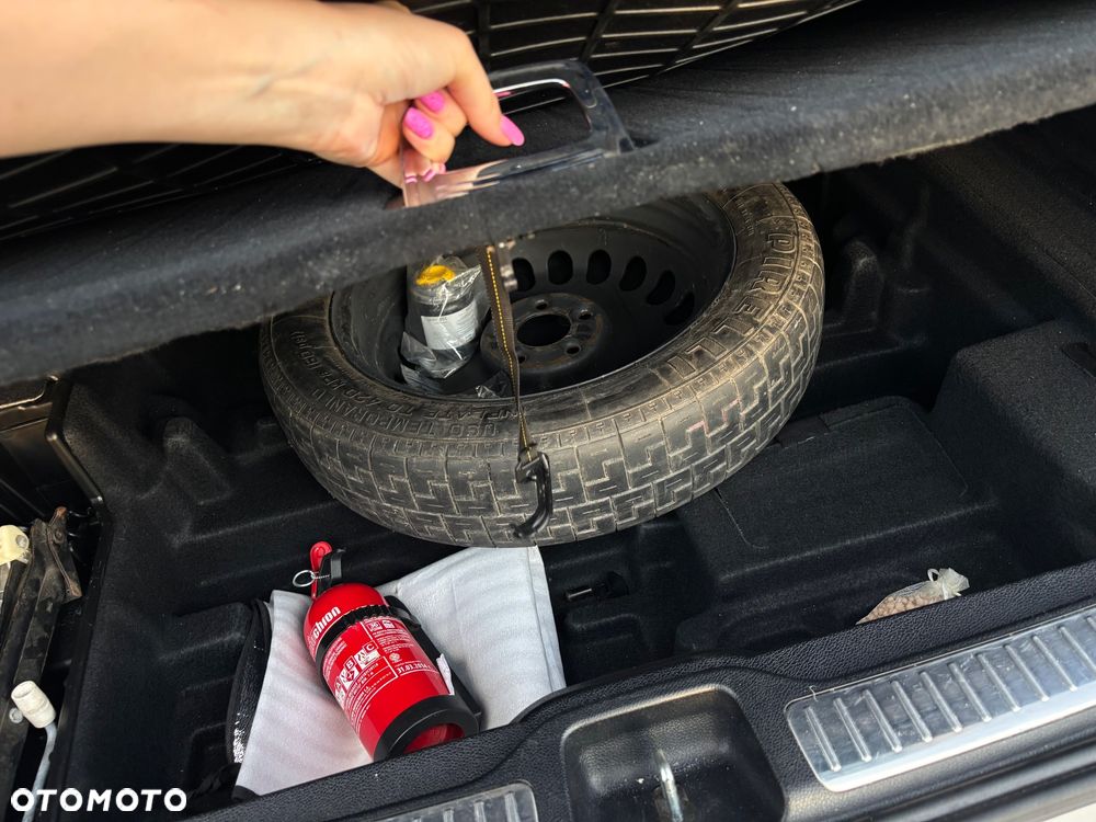 Mercedes-Benz GLC - 26