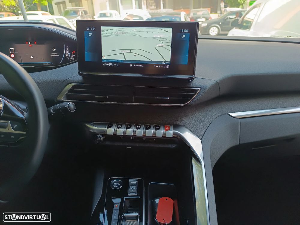 Peugeot 5008 PureTech 130 EAT8 Stop & Start Allure Pack - 25