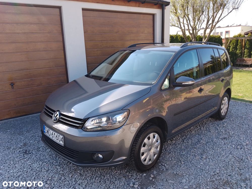 Volkswagen Touran - 1