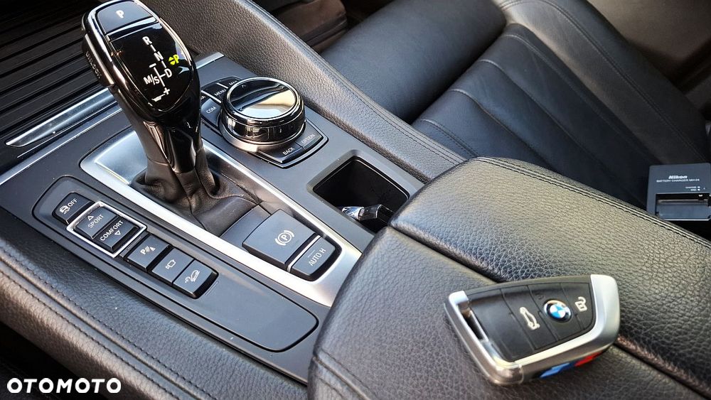 BMW X6 xDrive30d - 12