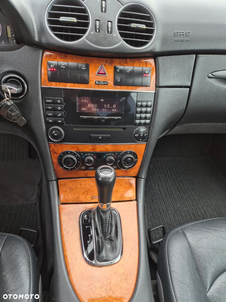 Mercedes-Benz CLK Coupe 200 Kompressor Automatik Avantgarde - 27