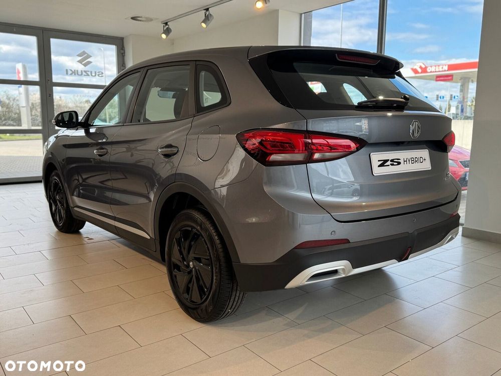 MG ZS Hybrid+ - 4