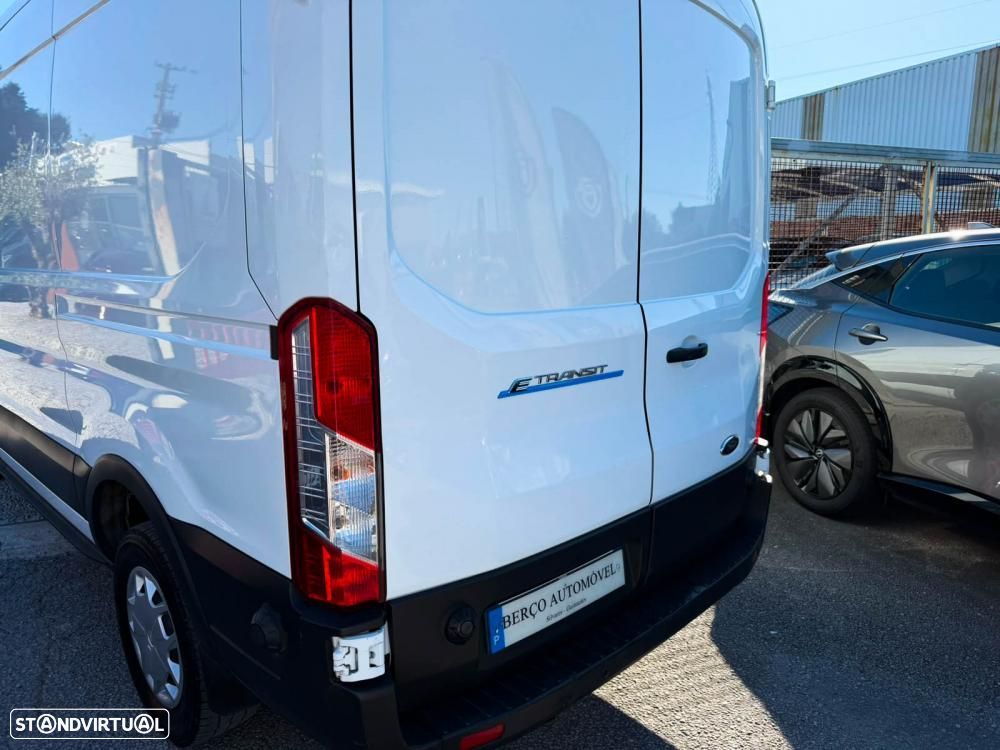Ford Transit L2H2 Trend - 19
