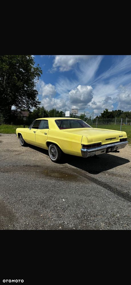 Chevrolet Impala - 4
