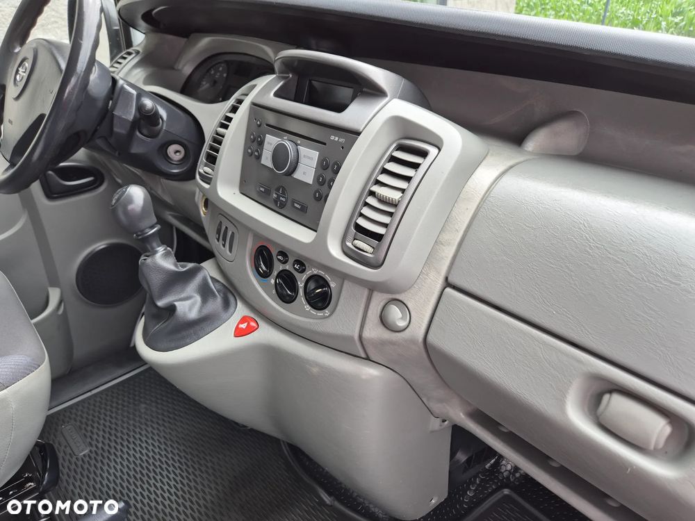 Opel Vivaro - 6
