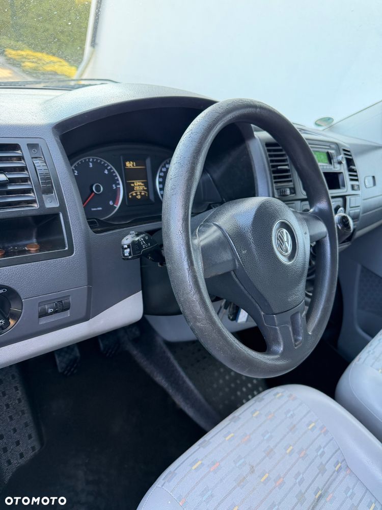 Volkswagen Transporter - 32