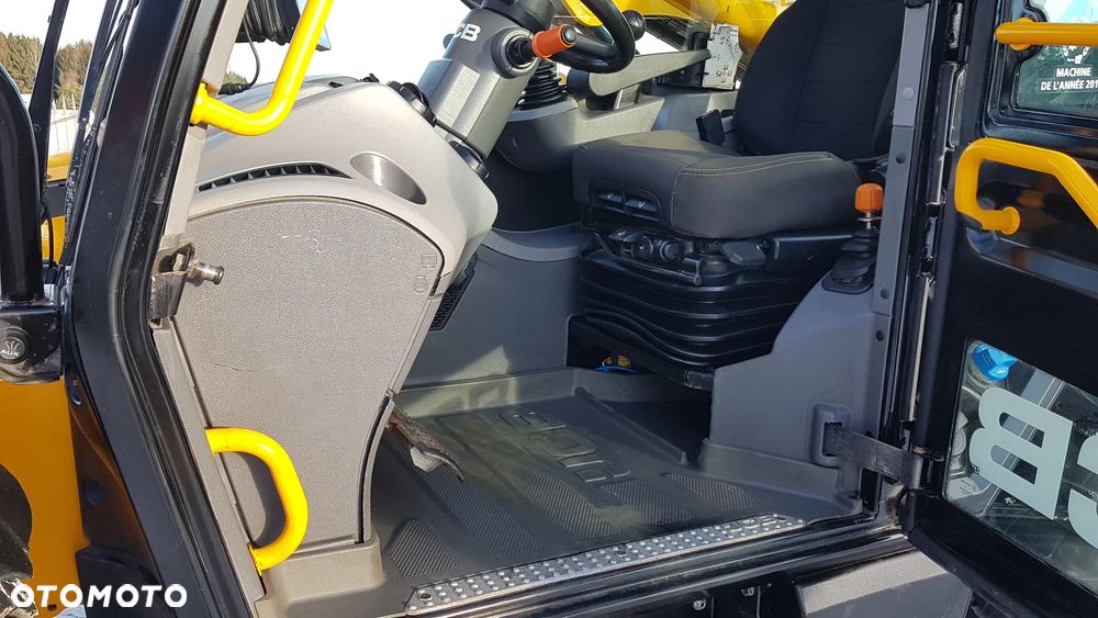 JCB 542-70 Agri Xtra 2020R - 15