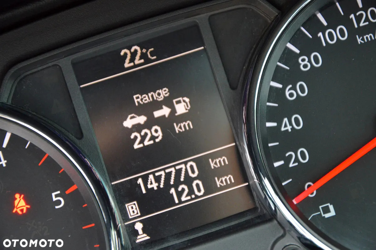 Nissan Qashqai 1.6 dCi 360 S&S - 14
