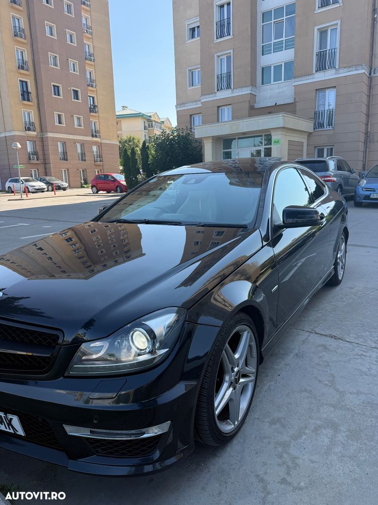 Mercedes-Benz C 220 CDI DPF (BlueEFFICIENCY) 7G-TRONIC - 2
