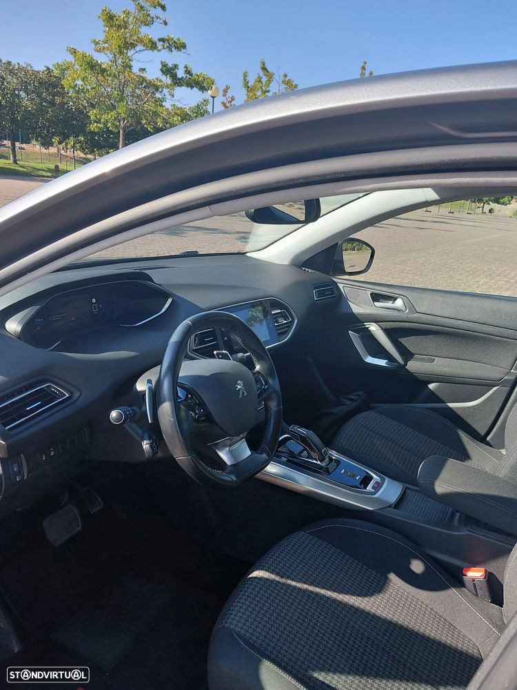 Peugeot 308 SW BlueHDi 130 EAT8 Allure - 7