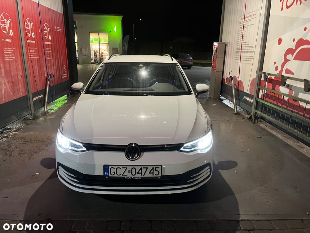 Volkswagen Golf VIII 2.0 TDI Life - 8