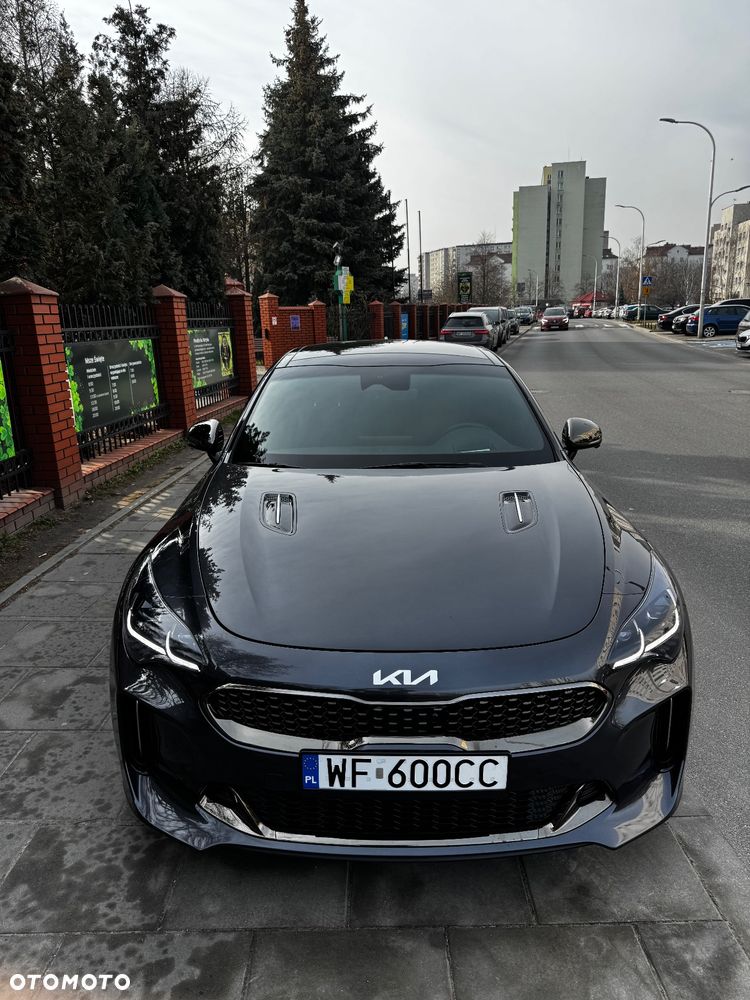 Kia Stinger - 17