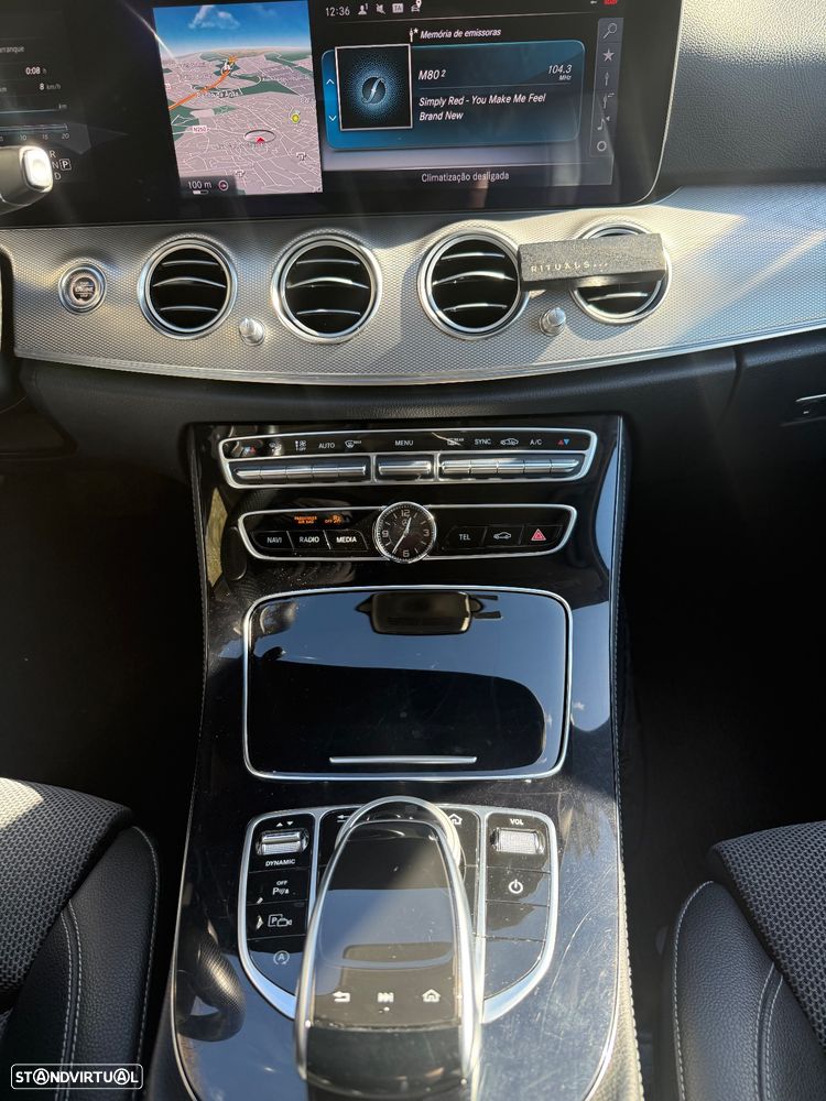 Mercedes-Benz E 220 d Avantgarde 4-Matic - 12