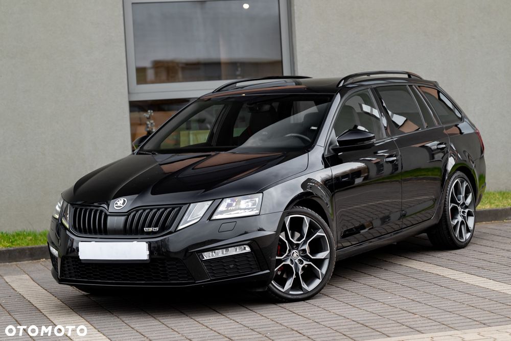 Skoda Octavia 2.0 TDI RS DSG - 2