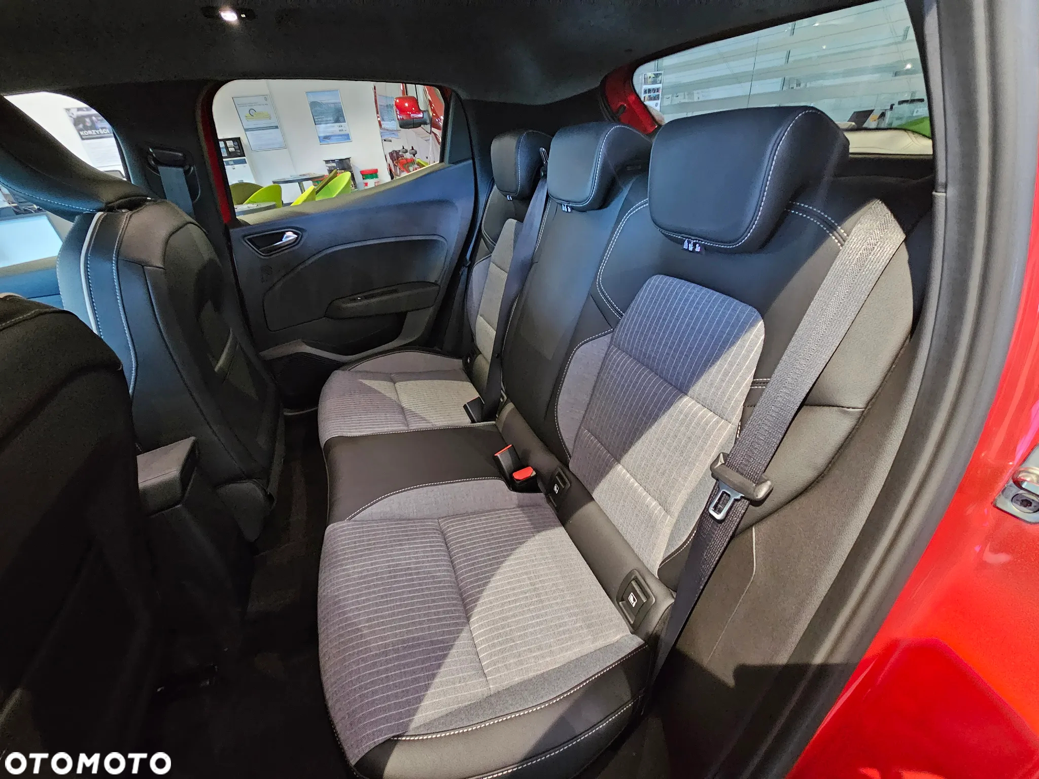 Renault Clio - 21