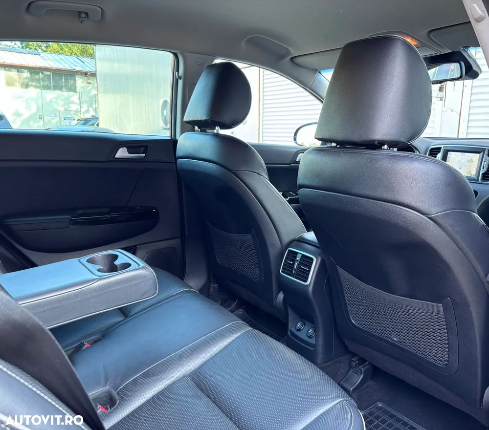 Kia Sportage 2.0 DSL HP 6AT 4x4 Style - 29