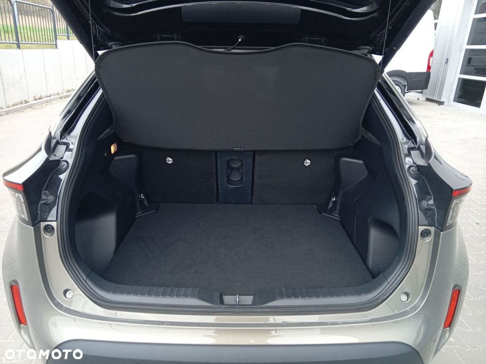 Toyota Yaris Cross - 12