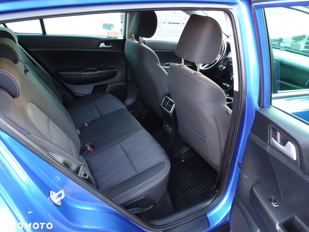 Kia Sportage - 16