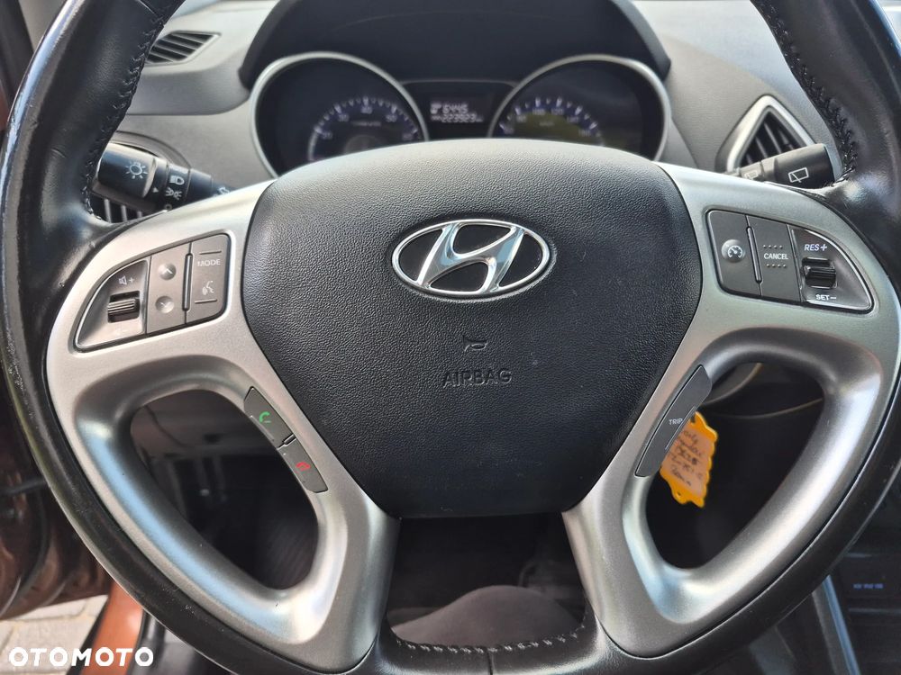 Hyundai ix35 blue 1.6 2WD Finale Gold - 36