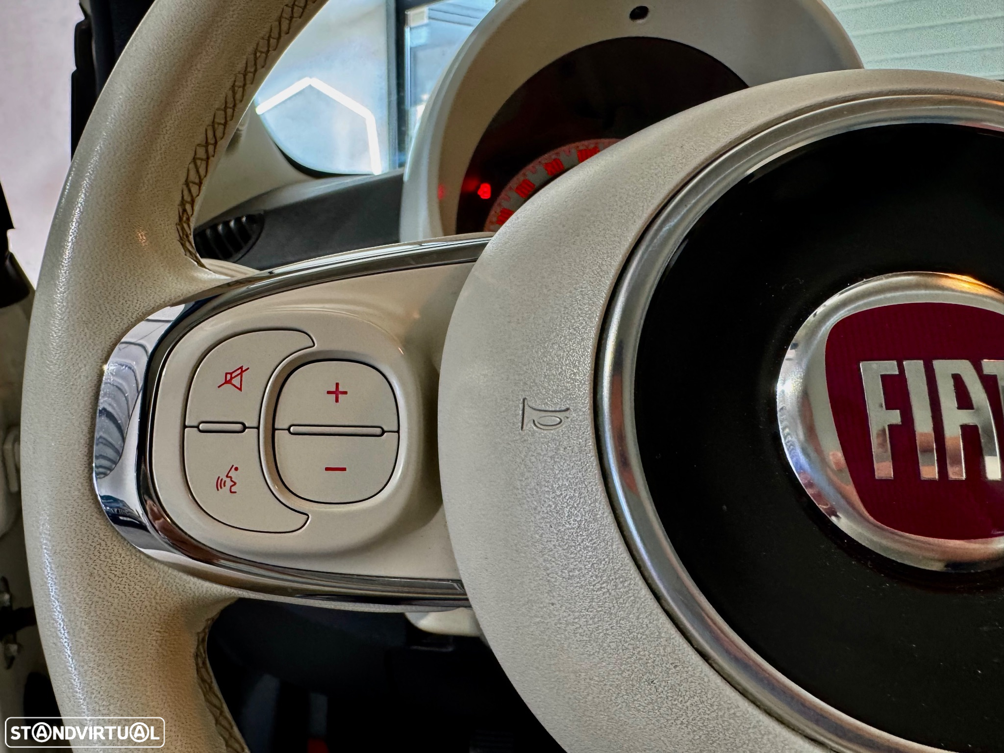 Fiat 500 1.0 Hybrid Lounge - 13