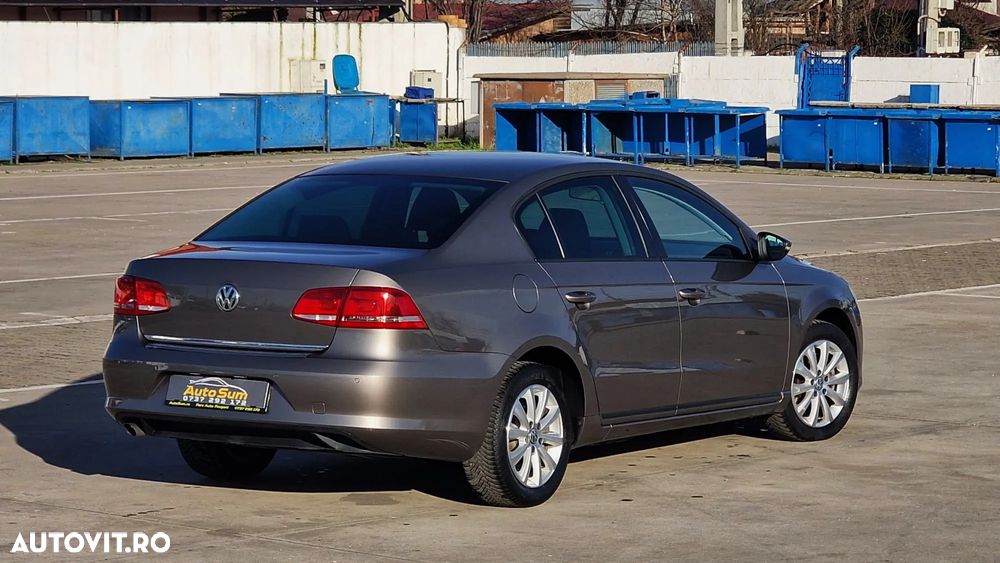 Volkswagen Passat Variant 1.6 TDI DPF BlueMotion Technology Comfortline - 4