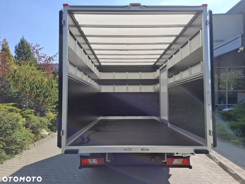 Ford Transit - 11